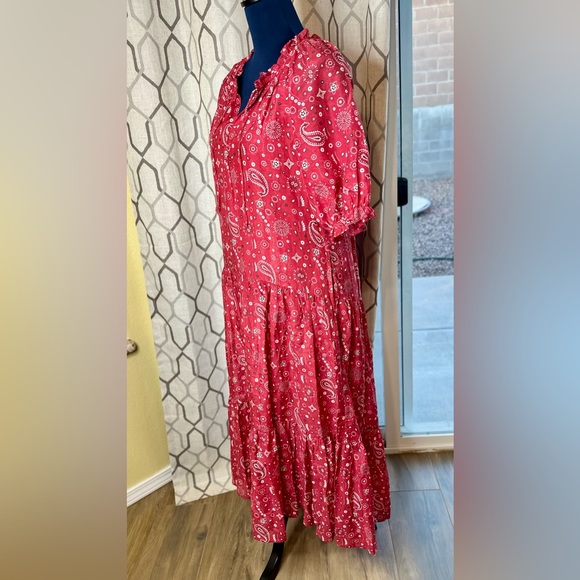 NEW! XiRENA Red Bandana Print Lyta Midi Dress - Picture 8 of 16